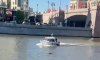 Мужчина упал в реку с Большого Москворецкого моста и обманул москвичей. Полиция разбирается в ситуации