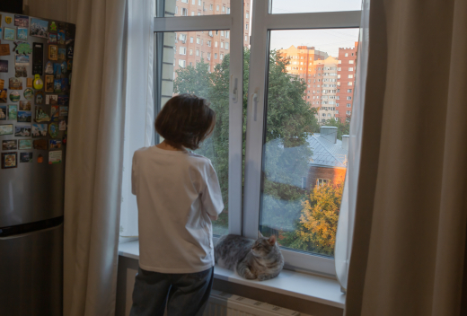 ФНС начала проверять москвичей с квартирами и без официальных доходов